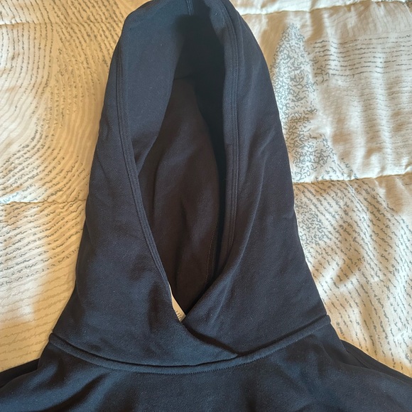 Lululemon women's Relaxed Cropped Hoodie black size 6 - Picture 7 of 9